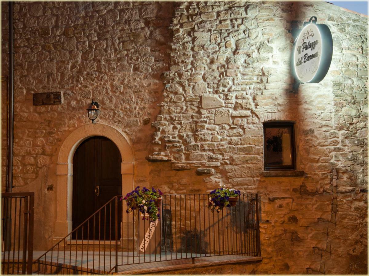 Отель Il Palazzo Del Barone - Stanza Dei Maiorana Пьетрапертоза Экстерьер фото
