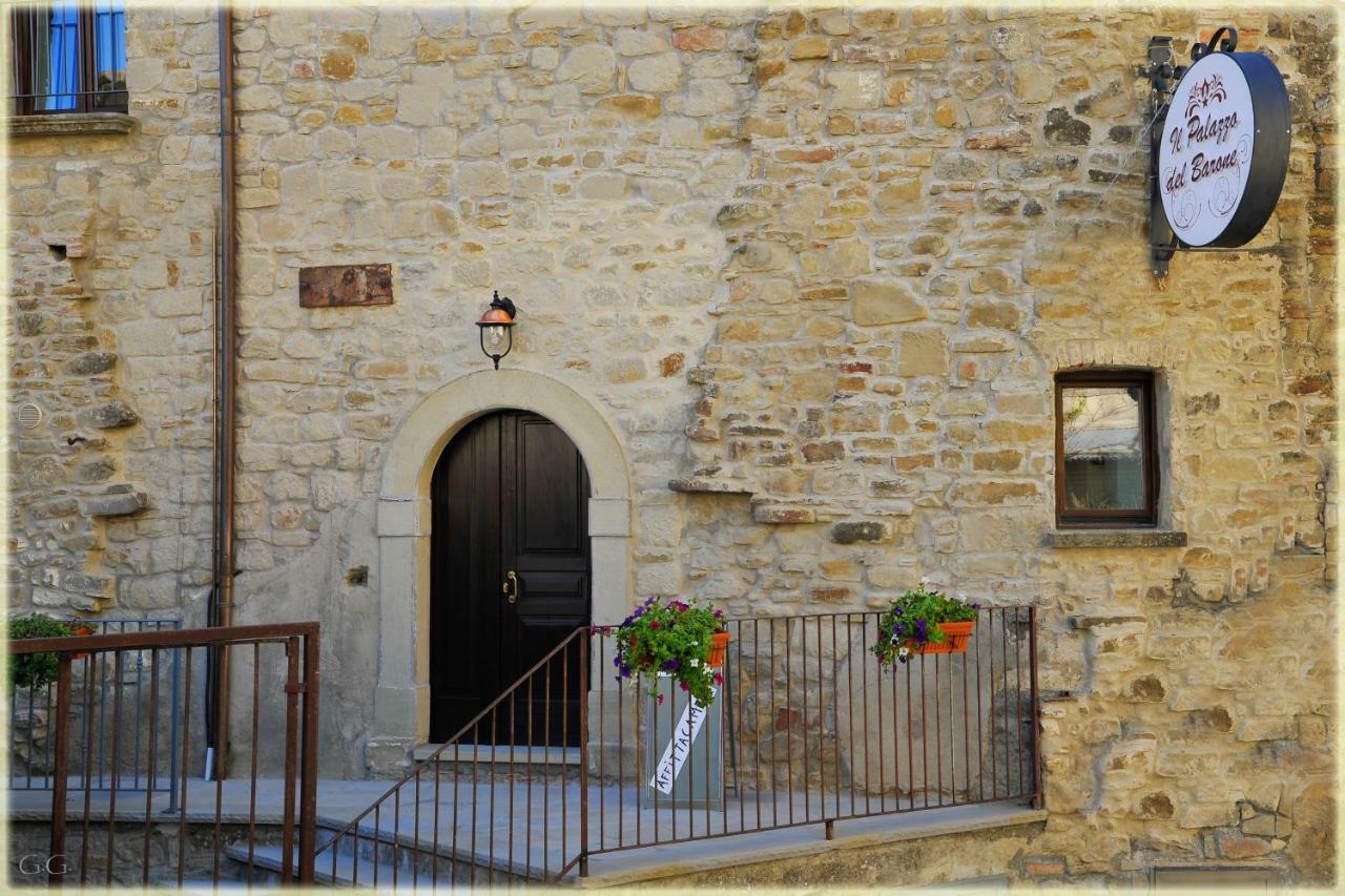 Отель Il Palazzo Del Barone - Stanza Dei Maiorana Пьетрапертоза Экстерьер фото